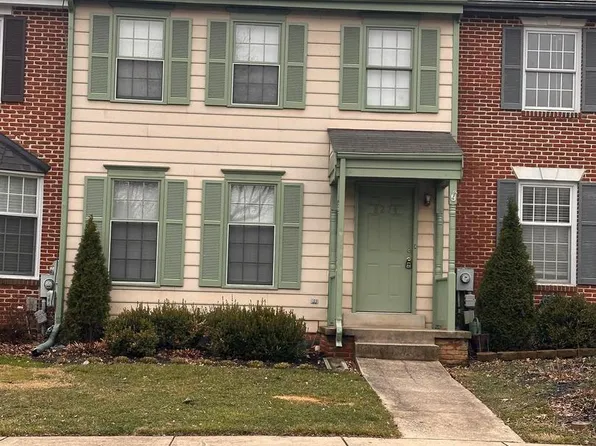 8274 Black Haw Ct, Frederick, MD 21701