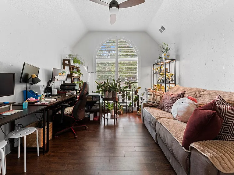 179 W Amberglow Cir — Photo 11