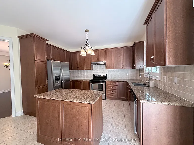 655 Davos Rd — Photo 17