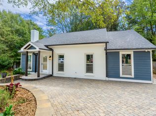 6518 Doubletree Dr, Charlotte, NC 28227
