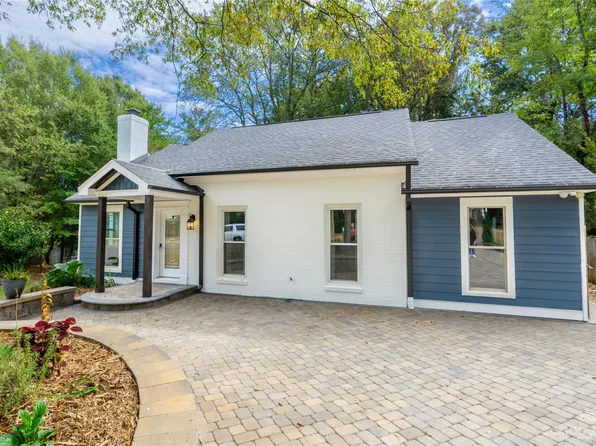 6518 Doubletree Dr, Charlotte, NC 28227