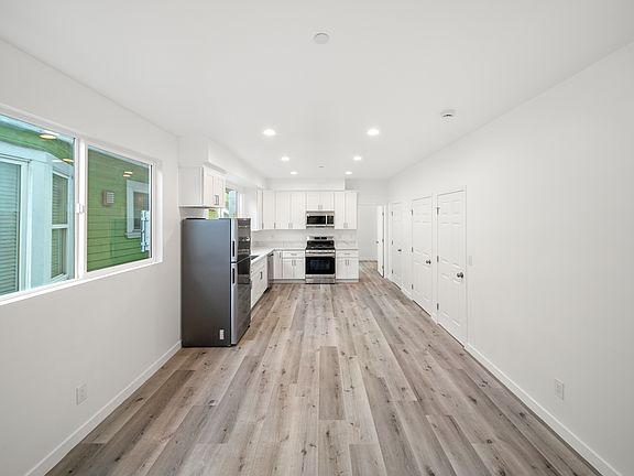5th image of 3779 32nd St #3779
