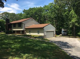 814 Woods Rd, Pasadena, MD 21122