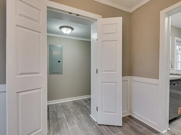 801 Monte Sano Ave #B1 — Photo 12