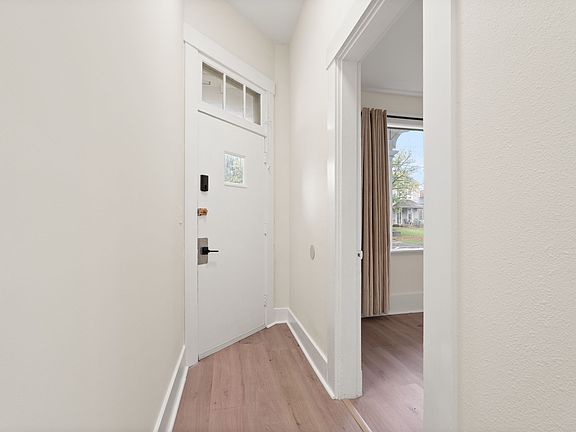 2nd image of 1207 E Spring St #1