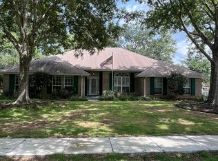 12700 Briarwood Dr, Foley, AL 36535
