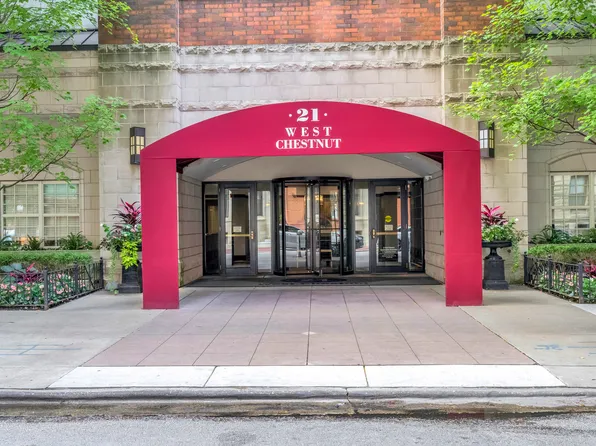 21 W Chestnut St APT 907, Chicago, IL 60610