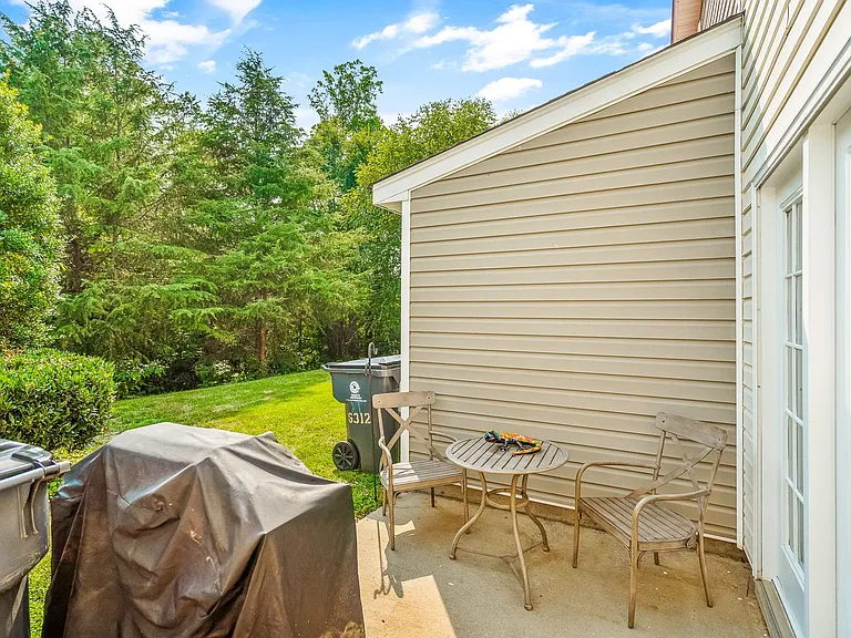 6314 Inkberry Dr — Photo 23