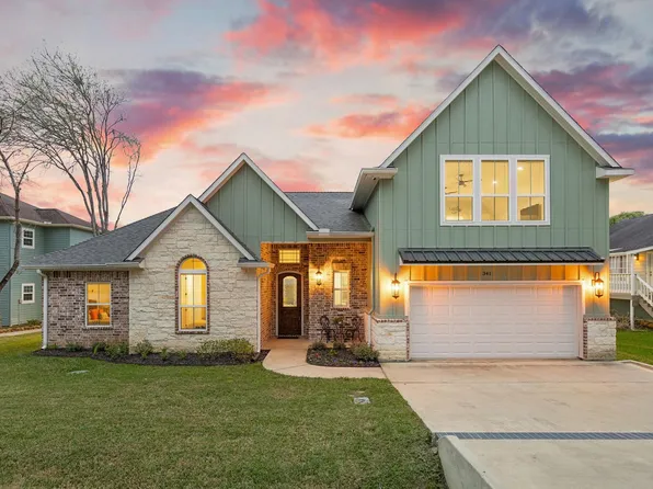 341 Holiday Ln, Coldspring, TX 77331