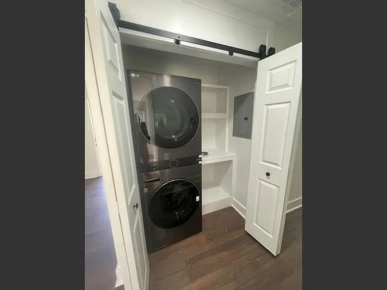1500 Starbrook Dr — Photo 11