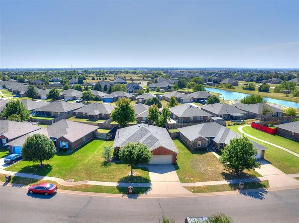 2322 Melody Dr, Edmond, OK 73012