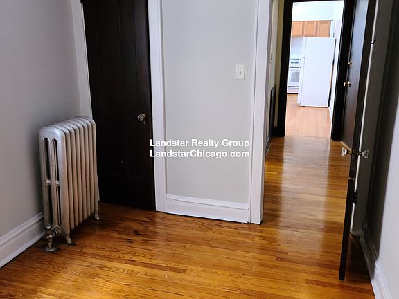 4th image of 4514 N Wolcott Ave APT 3B