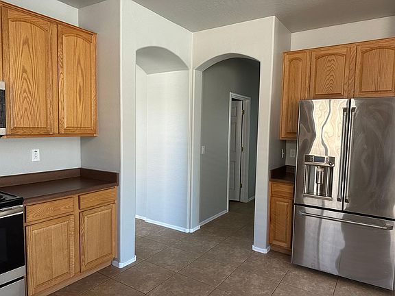 5th image of 2219 W Via Caballo Blanco