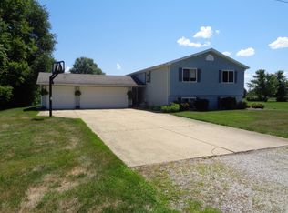 4602 Boll Ln, Champaign, IL 61822