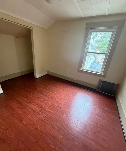 191 Vandervoort St #1/2 — Photo 9