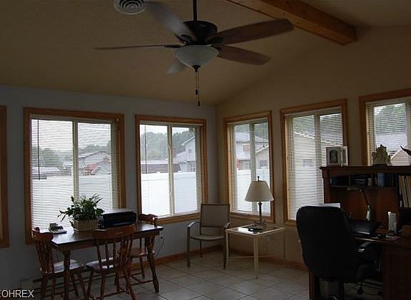 4th image of 644 Cathyann Dr