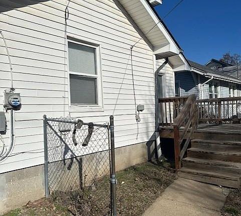 3rd image of 3307 Cleveland Ave