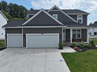 621 Titanium Trl, Haslett, MI 48840