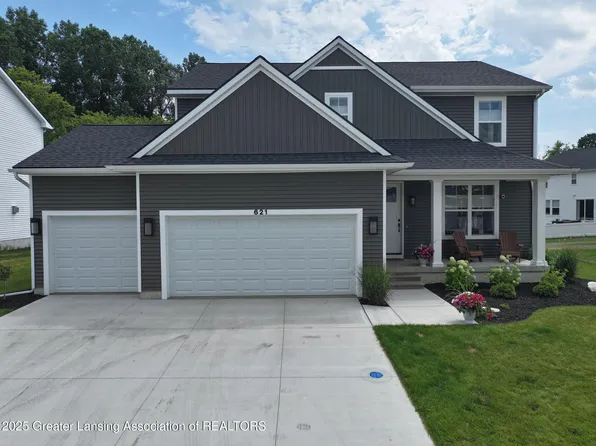 621 Titanium Trl, Haslett, MI 48840