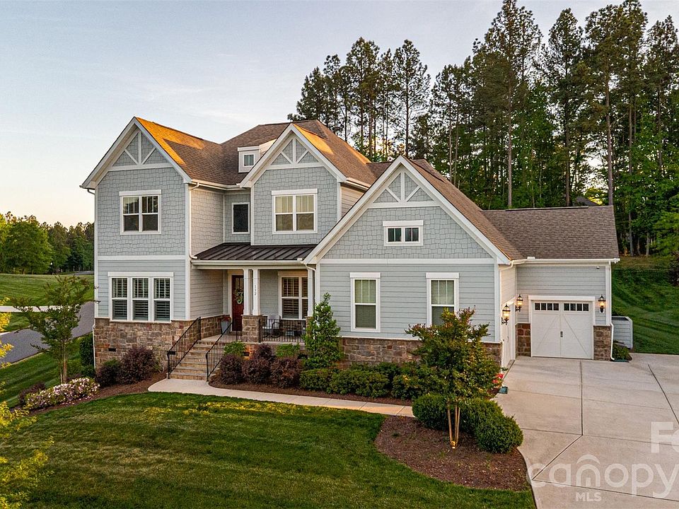 1st image of 132 Shimmerlake Ln