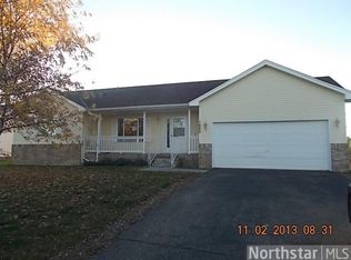 1480 Marigold Dr S, Cambridge, MN 55008
