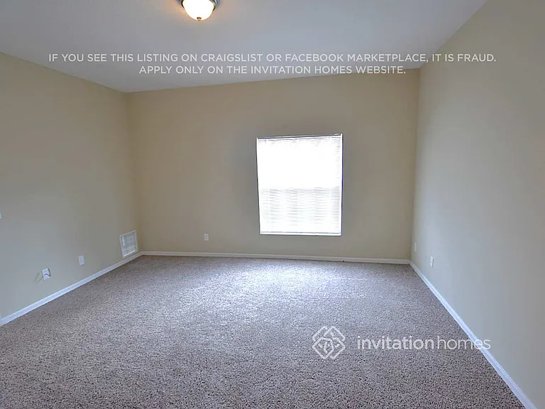 1440 Kaslo Cir NW — Photo 7