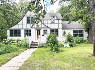 315 3rd Ave NE, Roseau, MN 56751