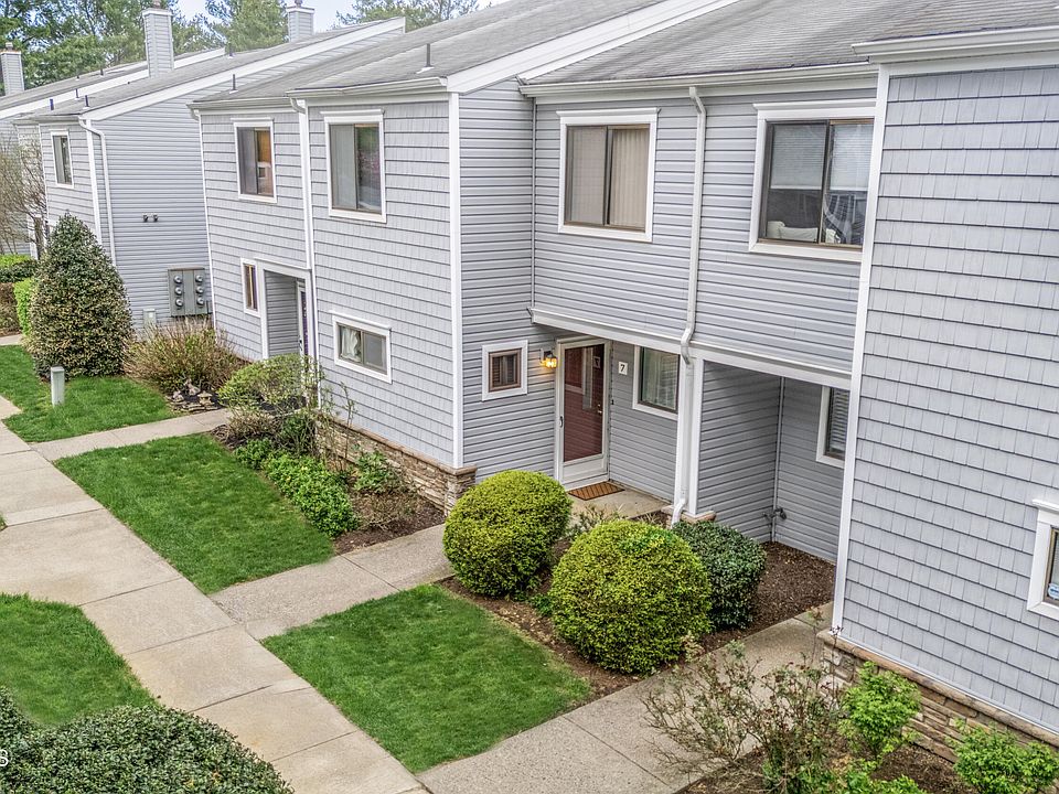1st image of 7 Joyce Court