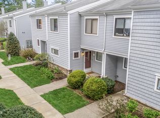 7 Joyce Ct, Tinton Falls, NJ 07724