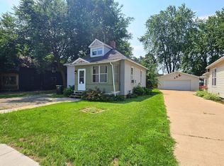 927 Butler Ave, Winnebago, WI 54985