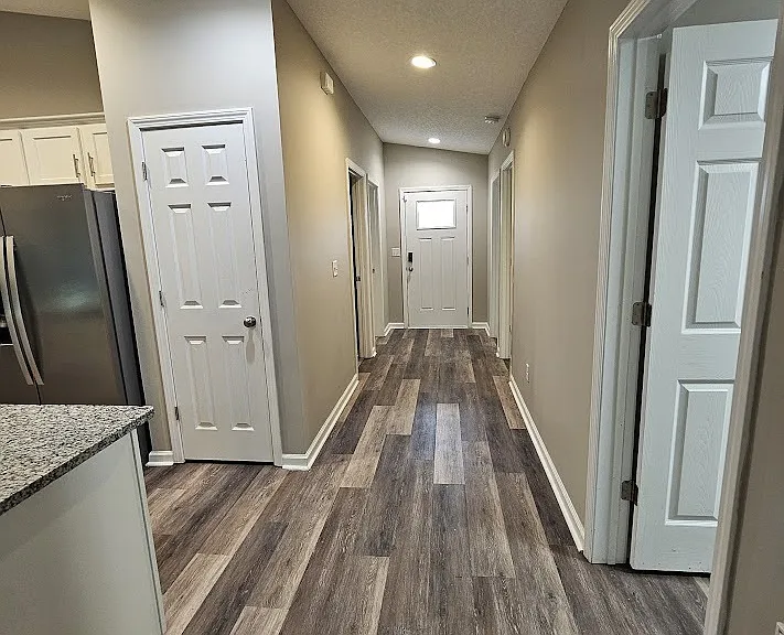 135 Aidan Ct — Photo 20