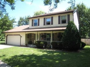 1049 Washington Ct, Bartlett, IL 60103