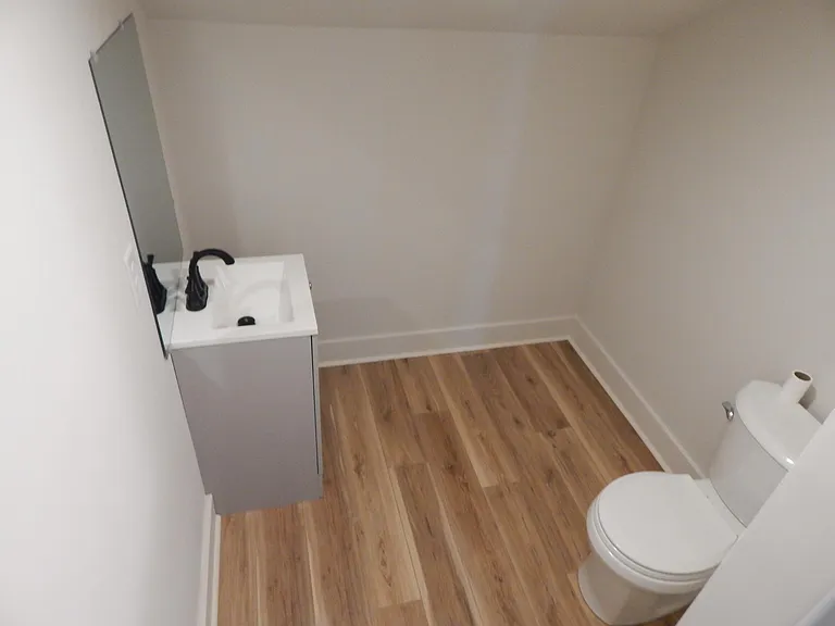 233 Marshland Ln — Photo 27
