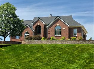 2160 W Buell Rd, Oakland, MI 48363