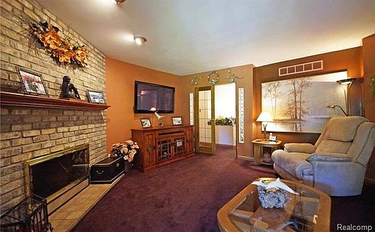 5th image of 1284 Shelway Dr