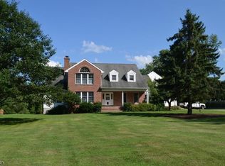 17 Dickerson Rd, Augusta, NJ 07822