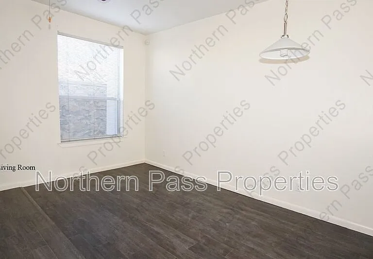 6262 Woodrow Bean #6 — Photo 9