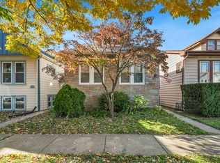 1536 Kenilworth Ave, Berwyn, IL 60402