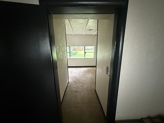 3rd image of 2322 SW 48th St