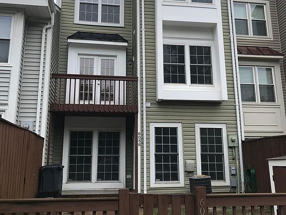 2nd image of 6056 Meadow Crest Ct