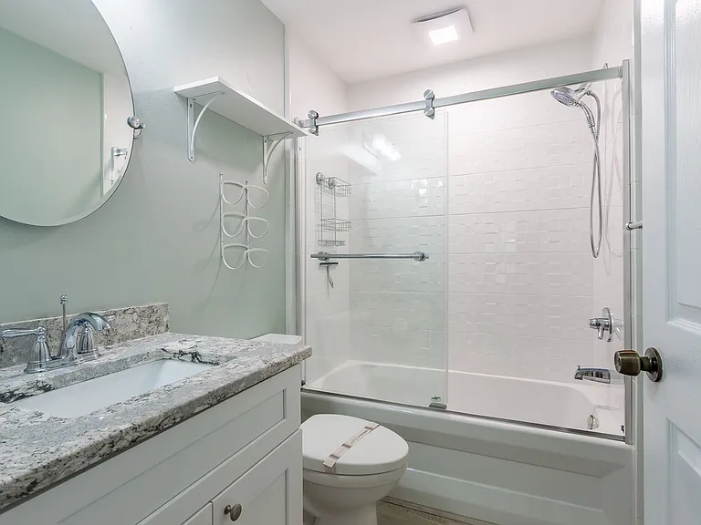 355 23rd Ave SW — Photo 29