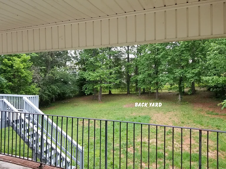 134 Bondale Dr — Photo 4
