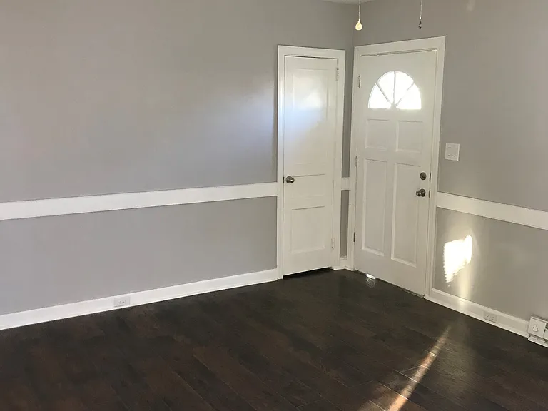 1127 Churchill Ave SW — Photo 12