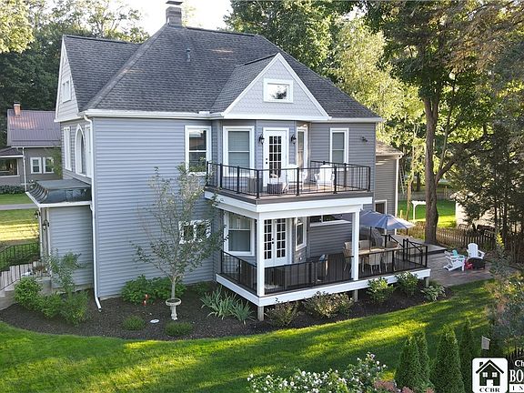 2nd image of 12 Vista Way