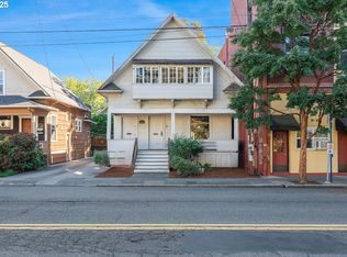 3716 SE Belmont St, Portland, OR