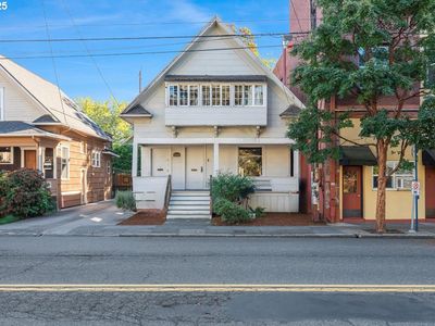 3716 SE Belmont St, Portland, OR, 97214