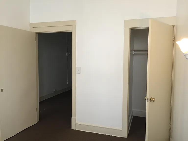 711 W Wisconsin Ave — Photo 3