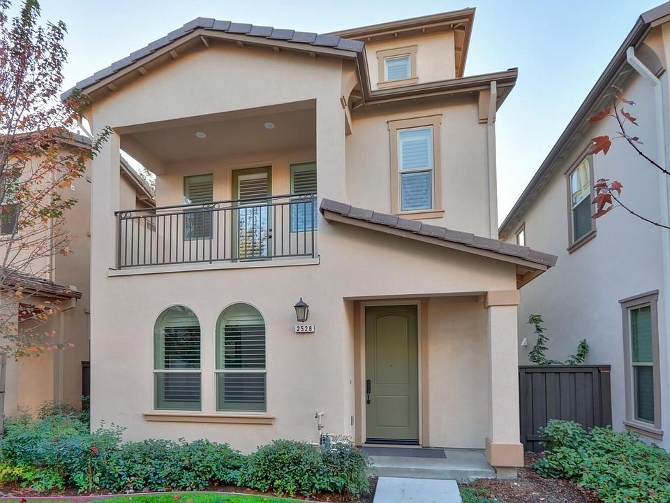 1st image of 2528 Villa Terrace Ln