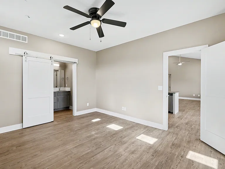 1030 Long Path St — Photo 35
