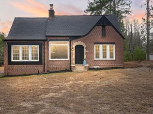 1811 Carthage St, Sanford, NC 27330